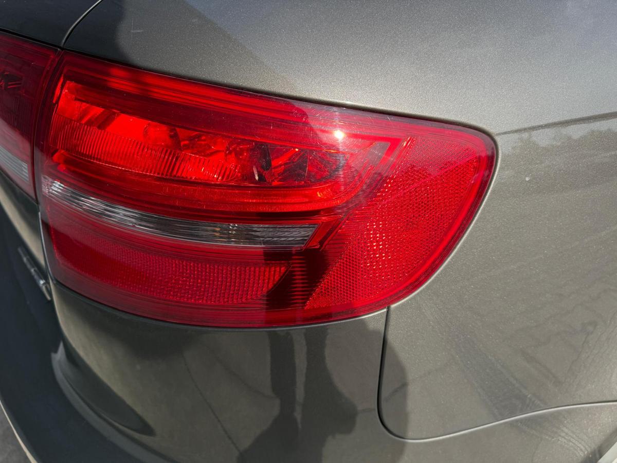Audi A3 8P BJ12 original Rücklicht Rückleuchte außen rechts Sportsback Facelift